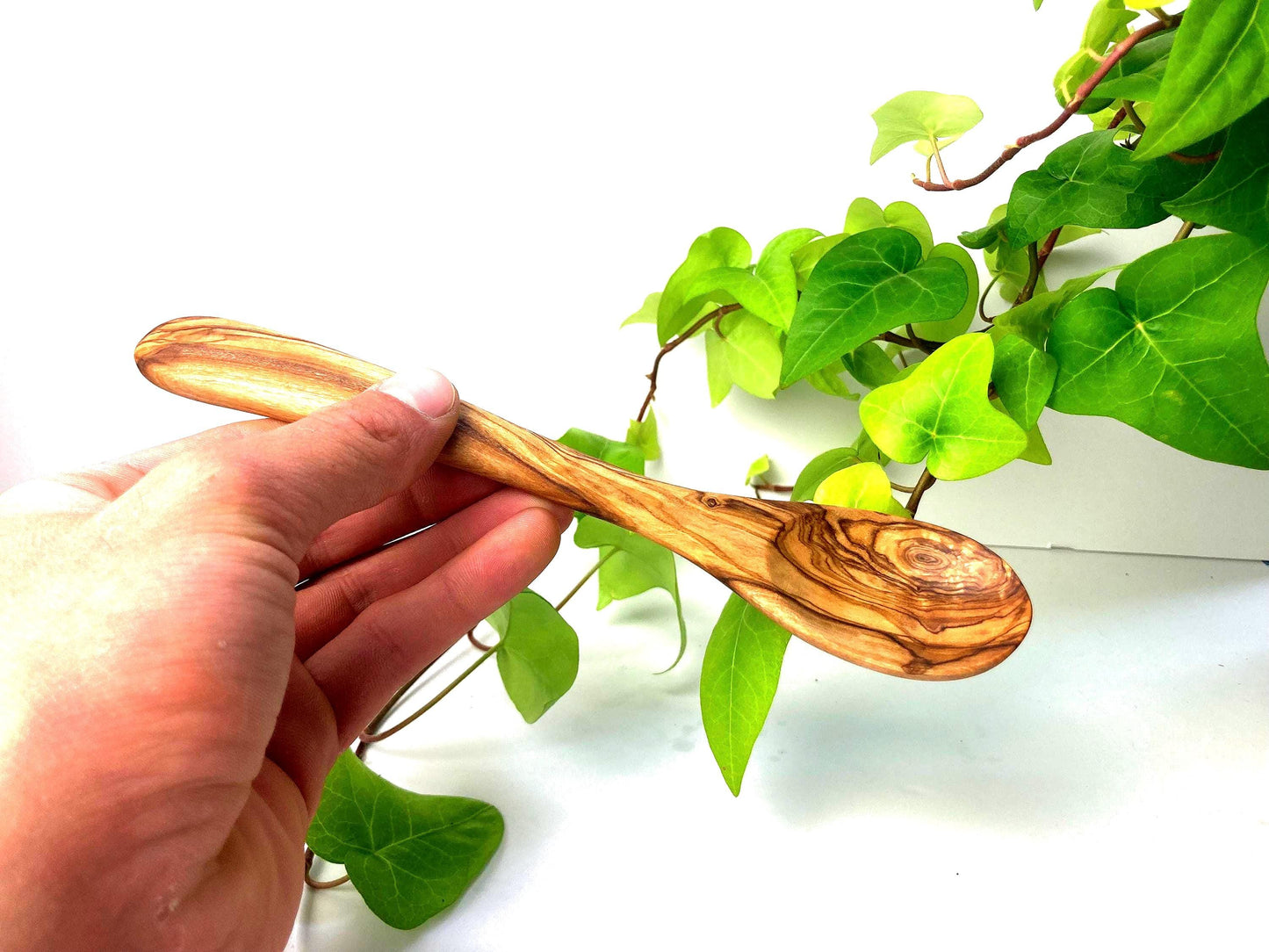 Handmade Olive Wood Spoons, Rustic Serving Spoon, Wooden Soup Spoon, Natural Tea or Coffee Spoon, Kitchen Utensils, Zero Waste Gifts, 21cm