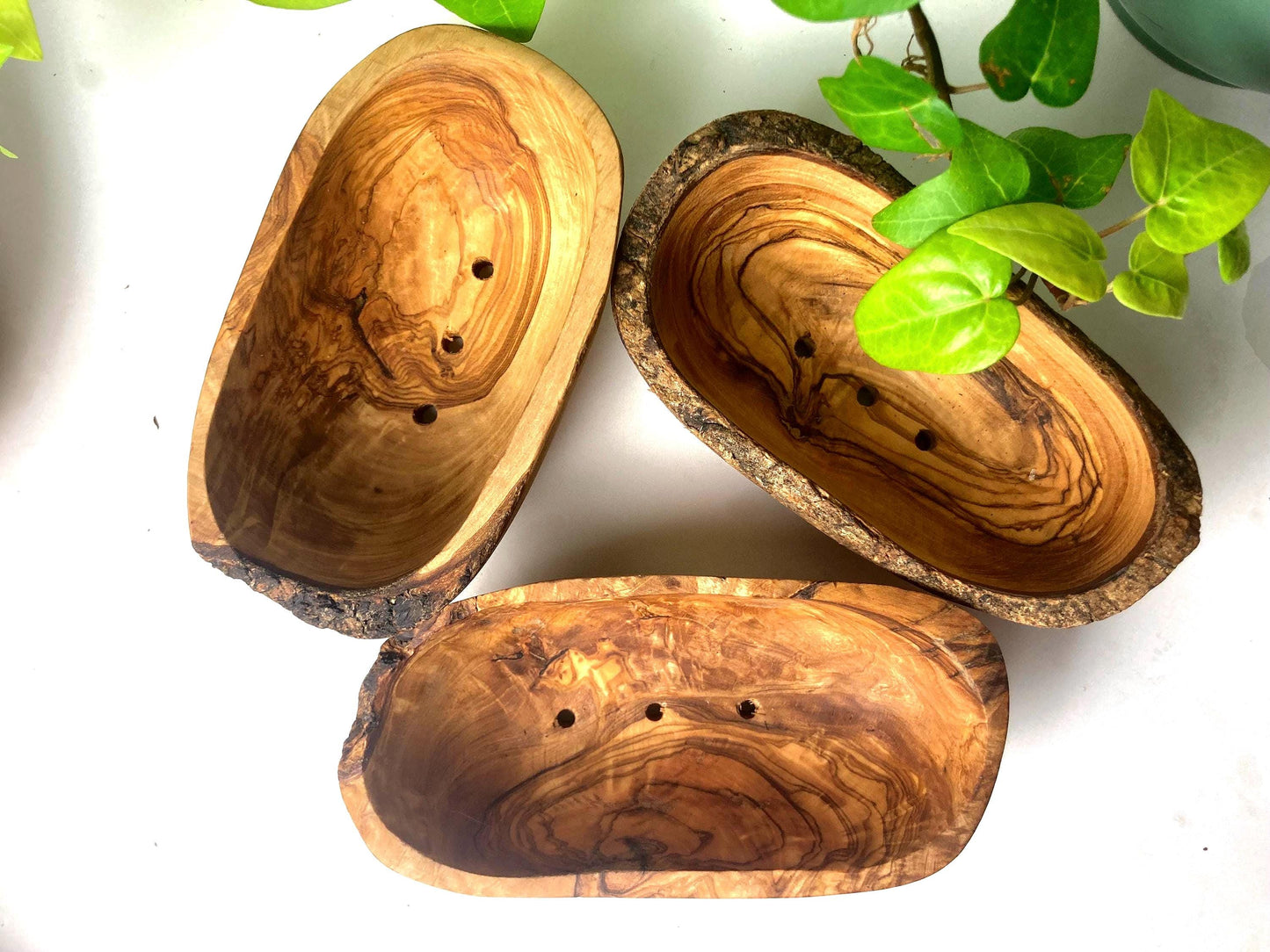 Handmade Olive Wood Soap Dishes, Oval, Self-Draining, Rustic Live Edge, Eco-Friendly Bathroom Decor, Zero Waste Gifts, Soap Holder, 16cm