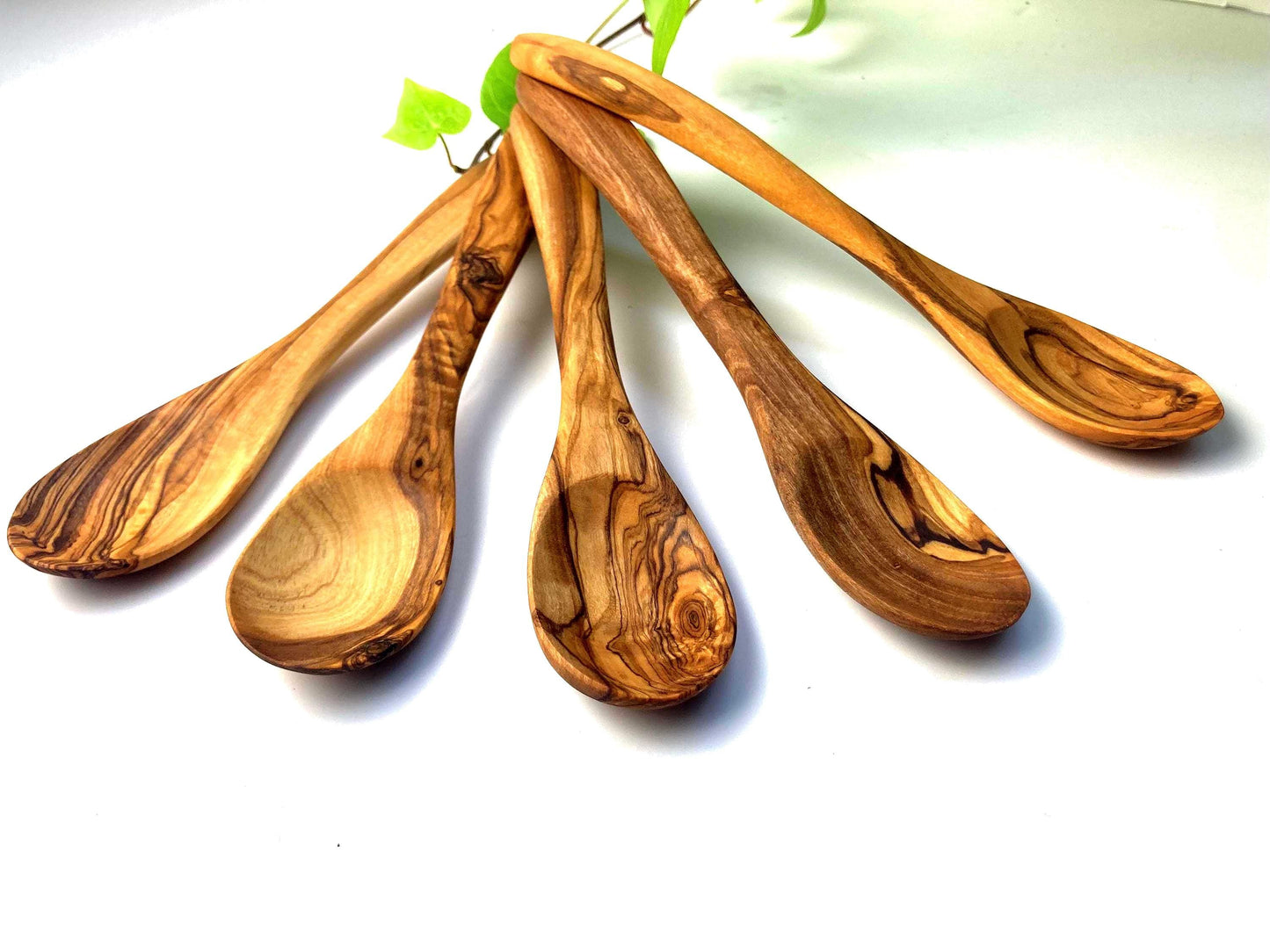 Handmade Olive Wood Spoons, Rustic Serving Spoon, Wooden Soup Spoon, Natural Tea or Coffee Spoon, Kitchen Utensils, Zero Waste Gifts, 21cm