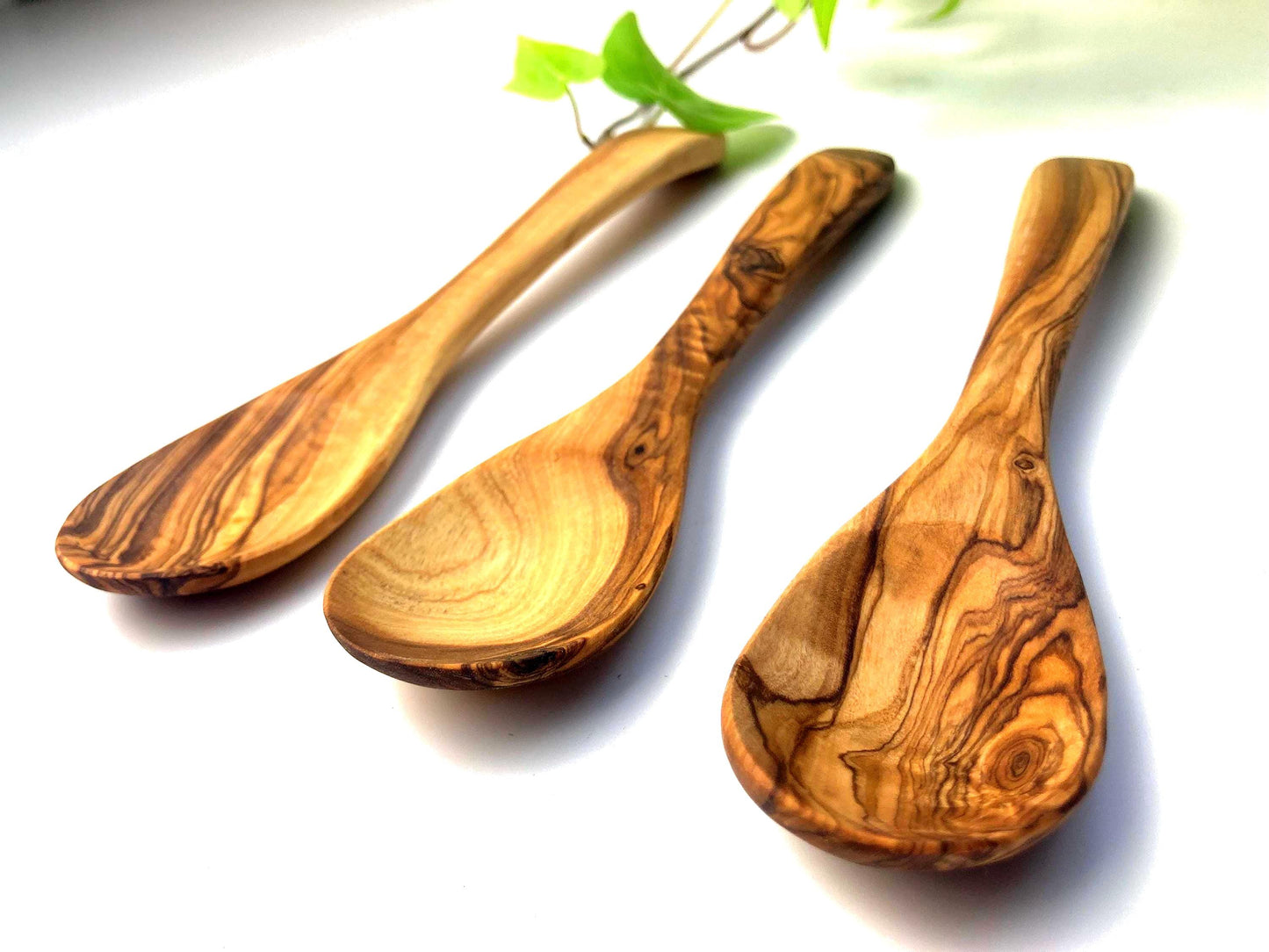 Handmade Olive Wood Spoons, Rustic Serving Spoon, Wooden Soup Spoon, Natural Tea or Coffee Spoon, Kitchen Utensils, Zero Waste Gifts, 21cm
