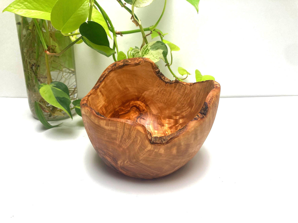 Handmade Olive Wood Bowl With Natural Live Edge, Rustic Decorative Bowl, Gift (17cm)