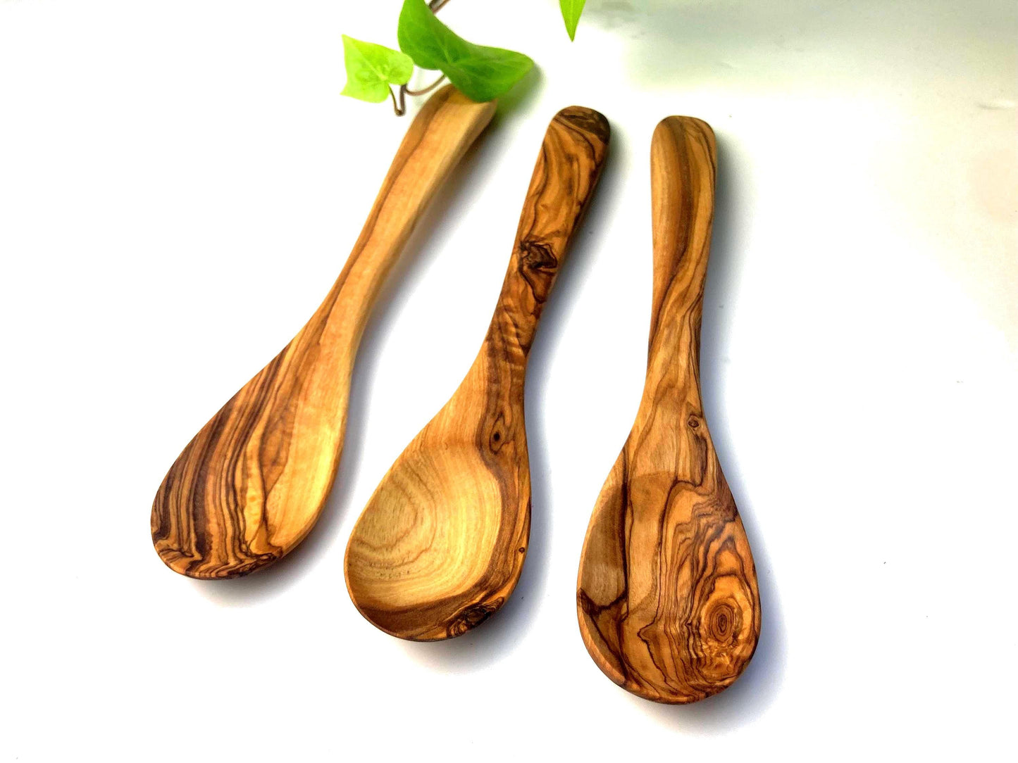Handmade Olive Wood Spoons, Rustic Serving Spoon, Wooden Soup Spoon, Natural Tea or Coffee Spoon, Kitchen Utensils, Zero Waste Gifts, 21cm
