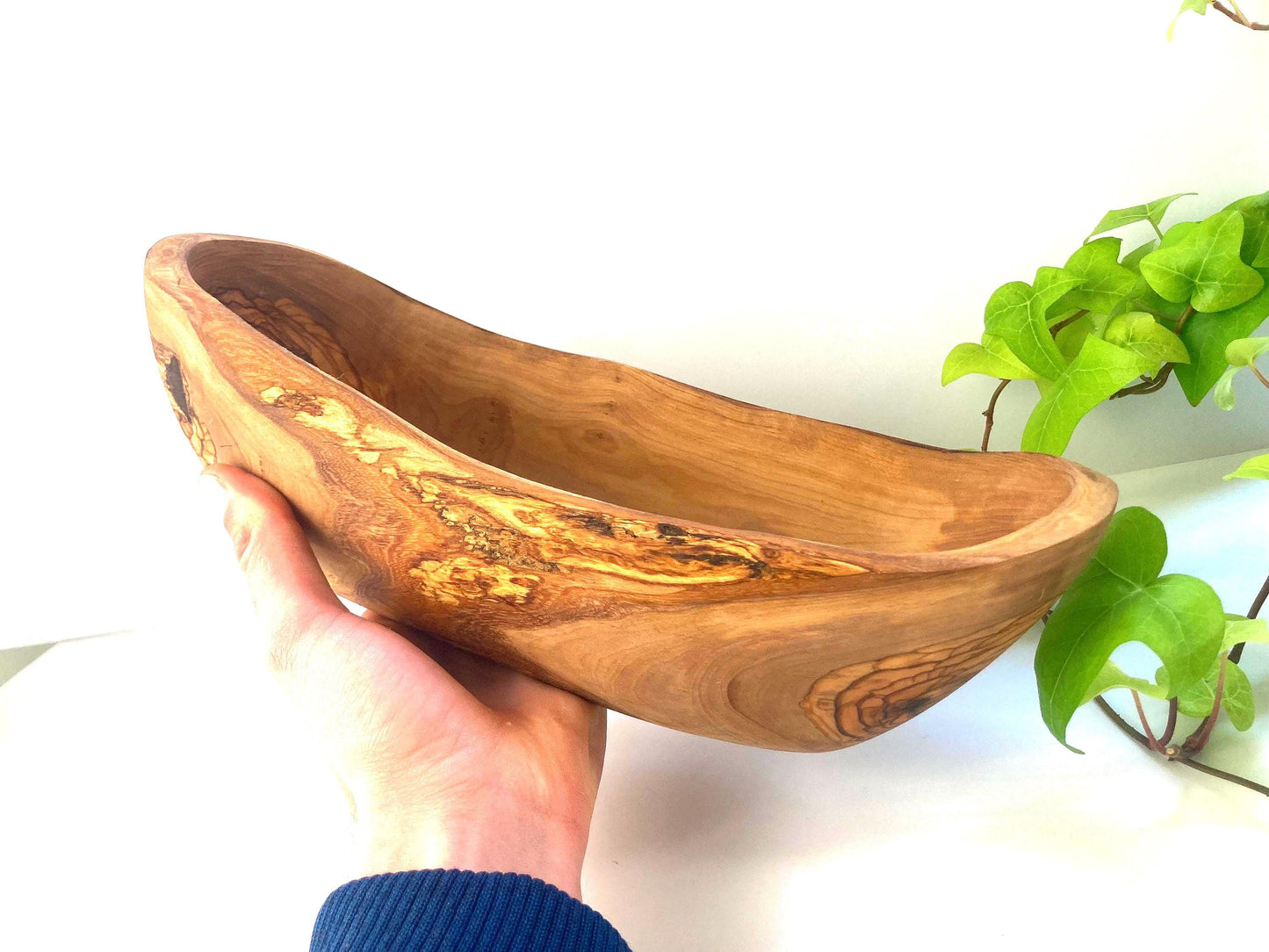 Large Olive Wood Fruit Bowl: Rustic Handmade Centerpiece (32cm Oval Bowl)