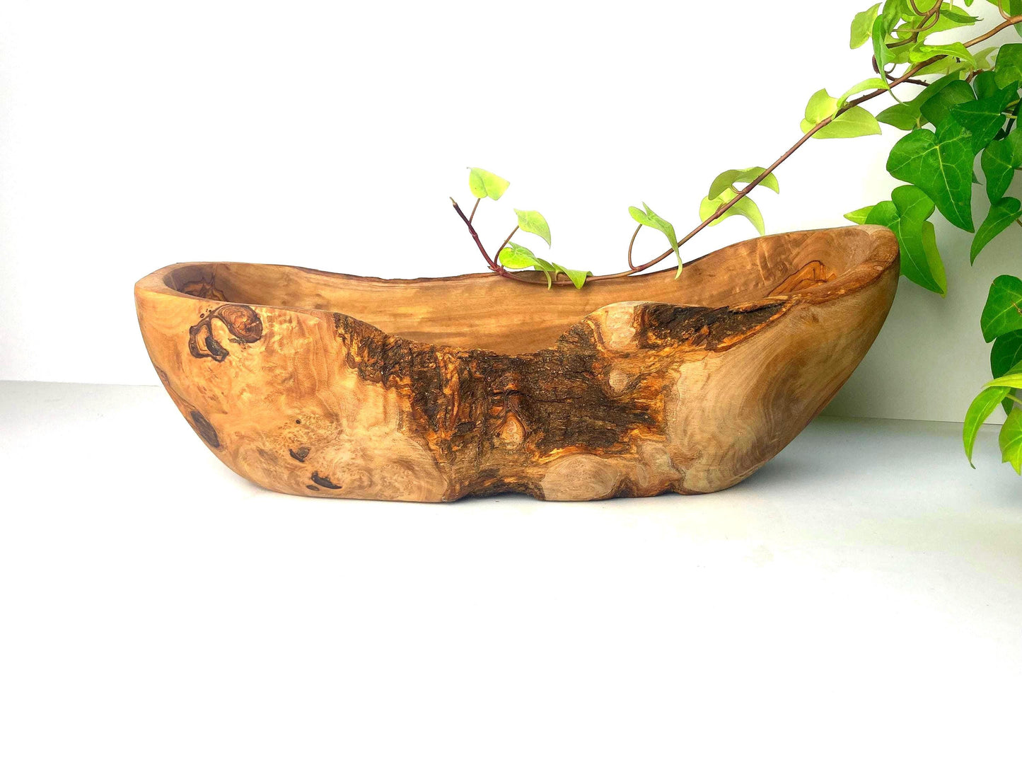 Large Olive Wood Salad Bowl, Live Edge Serving or Fruit Bowl, Handmade Rustic Farmhouse Gift (38cm)