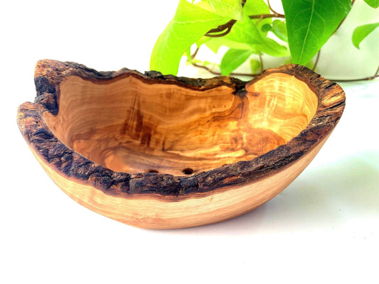 Handmade Olive Wood Soap Dishes, Oval, Self-Draining, Rustic Live Edge, Eco-Friendly Bathroom Decor, Zero Waste Gifts, Soap Holder, 16cm