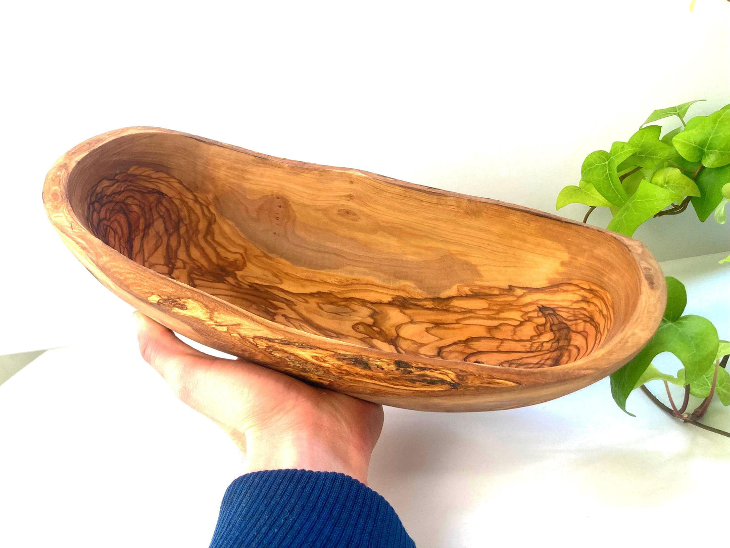 Large Olive Wood Fruit Bowl: Rustic Handmade Centerpiece (32cm Oval Bowl)