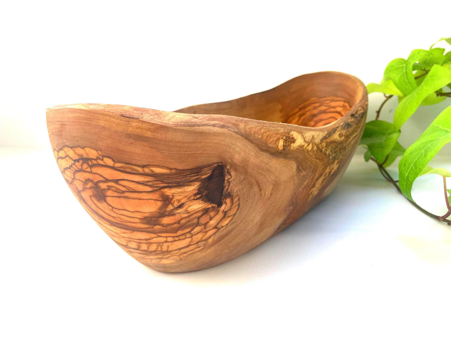 Large Olive Wood Fruit Bowl: Rustic Handmade Centerpiece (32cm Oval Bowl)