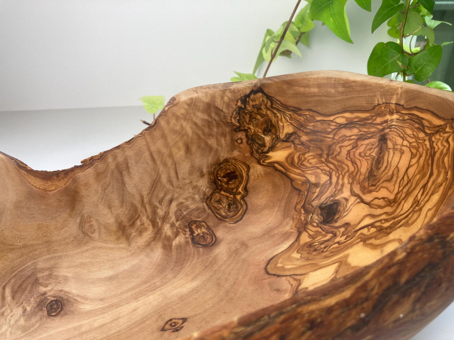 Large Olive Wood Salad Bowl, Live Edge Serving or Fruit Bowl, Handmade Rustic Farmhouse Gift (38cm)