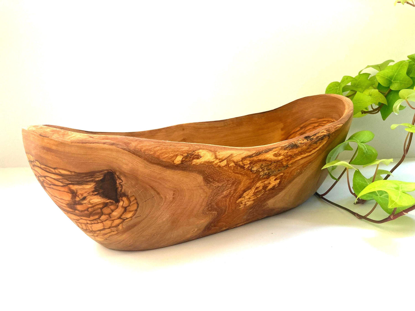 Large Olive Wood Fruit Bowl: Rustic Handmade Centerpiece (32cm Oval Bowl)