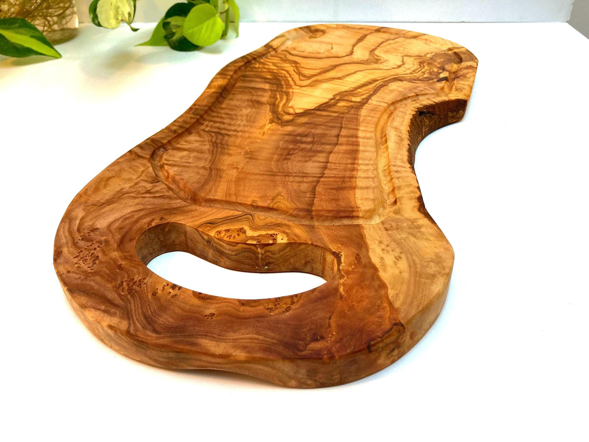 Olive Wood Steak Serving Board with Juice Groove and Handle, Wedding Gift (47cm)