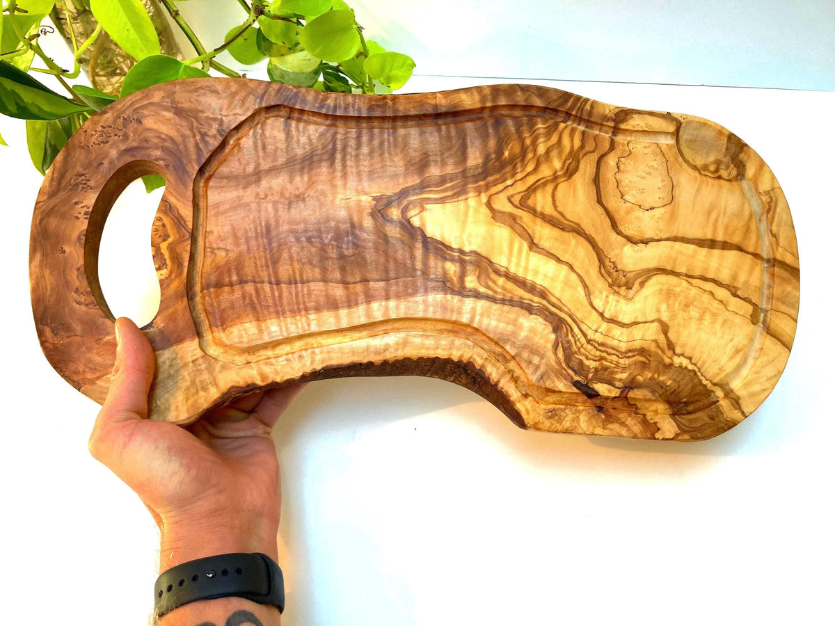 Olive Wood Steak Serving Board with Juice Groove and Handle, Wedding Gift (47cm)