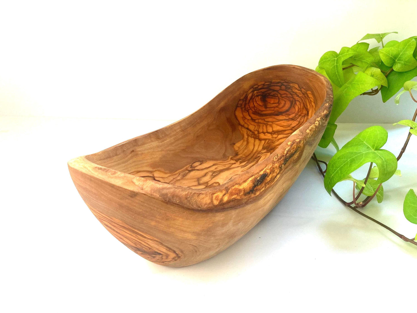 Large Olive Wood Fruit Bowl: Rustic Handmade Centerpiece (32cm Oval Bowl)