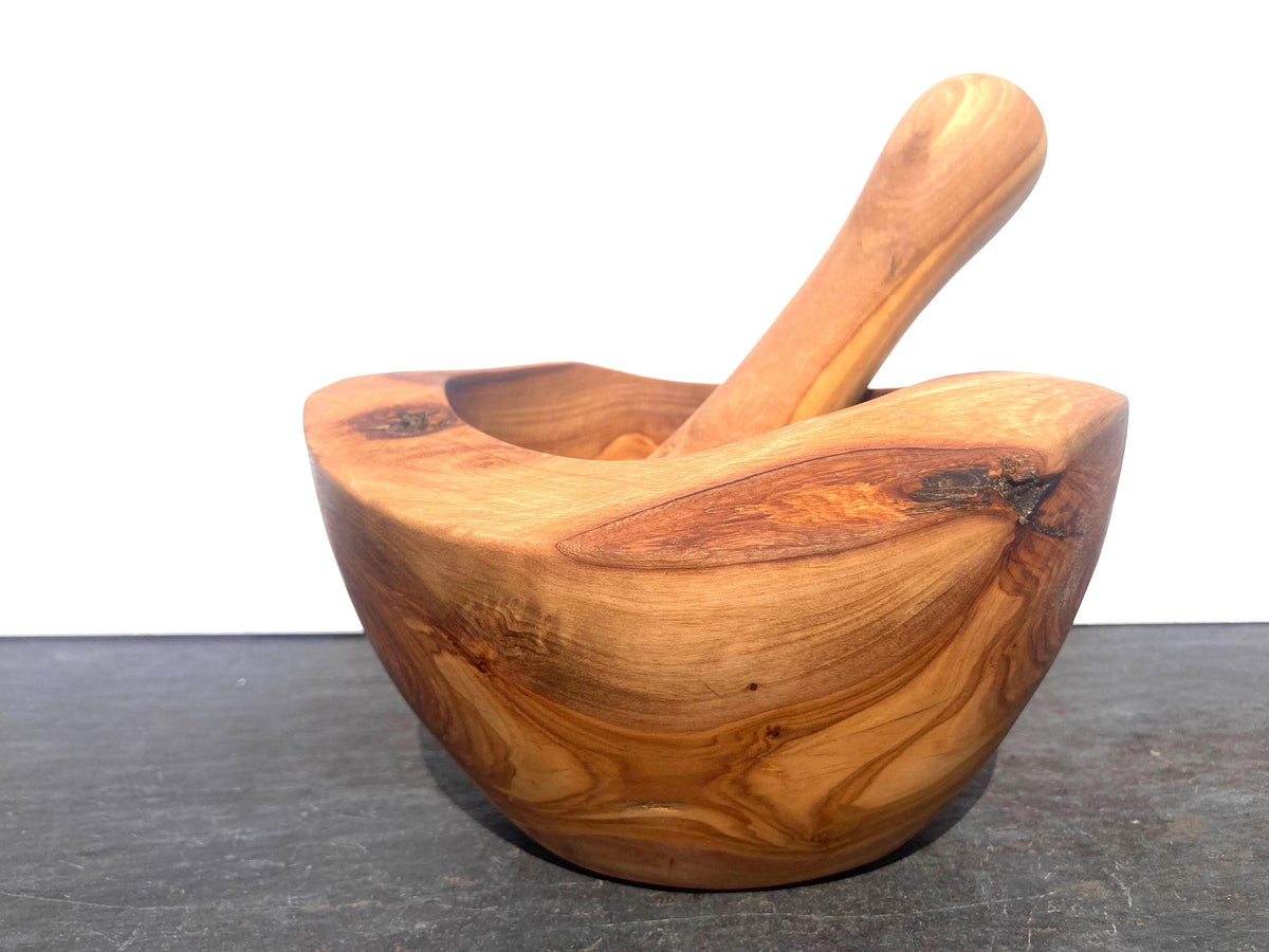 Large Olive Wood Mortar and Pestle, Rustic Herb Grinder, Housewarming Gift (16cm)
