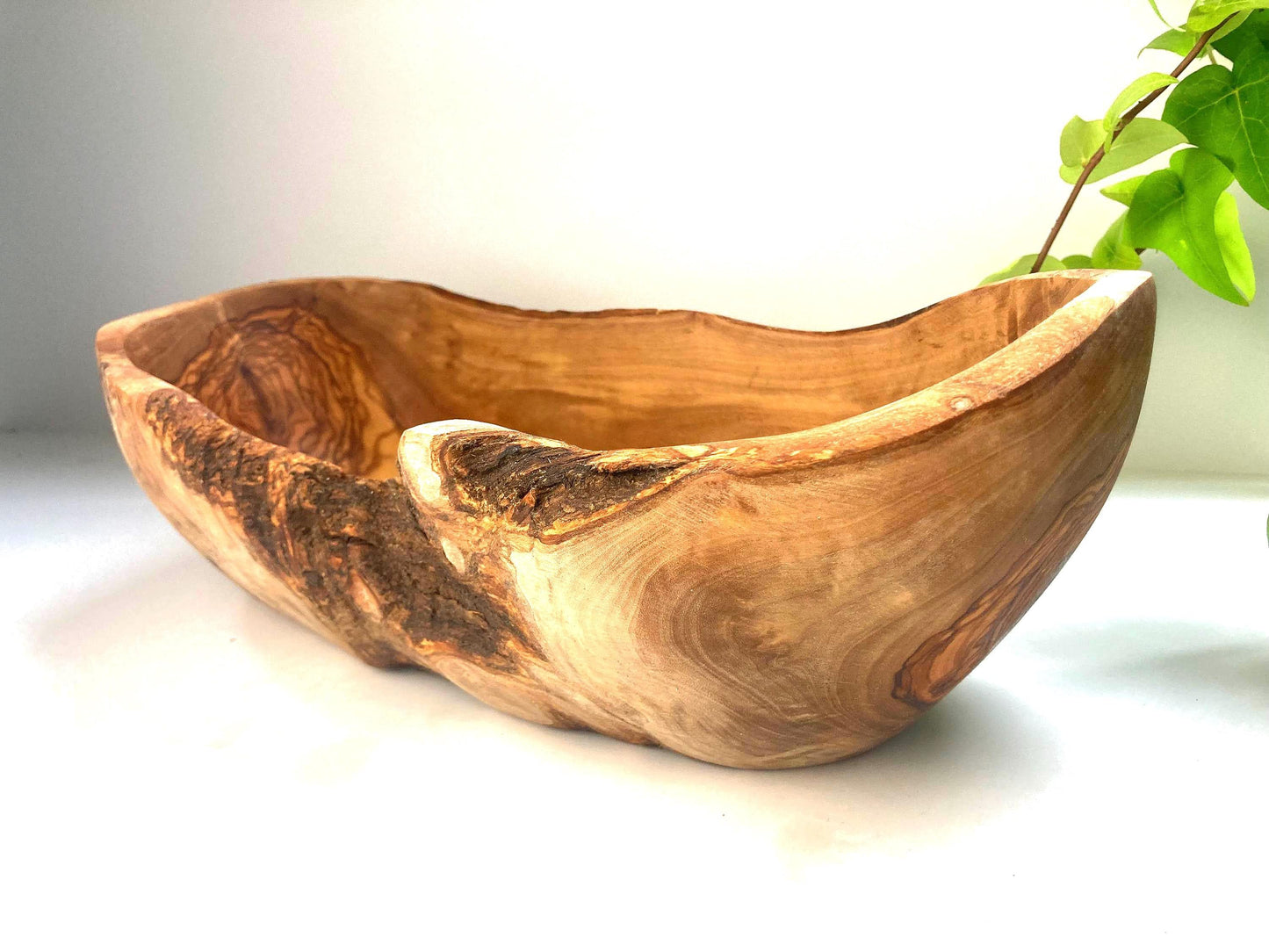 Large Olive Wood Salad Bowl, Live Edge Serving or Fruit Bowl, Handmade Rustic Farmhouse Gift (38cm)